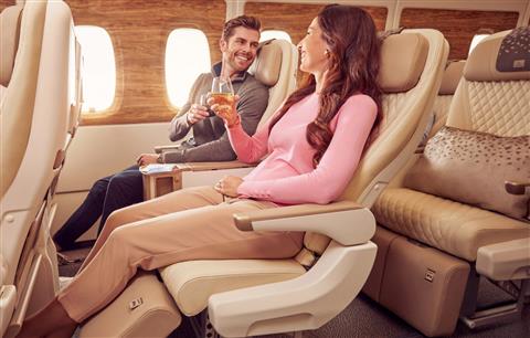 ﾌﾟﾚﾐｱﾑｴｺﾉﾐｰｸﾗｽ